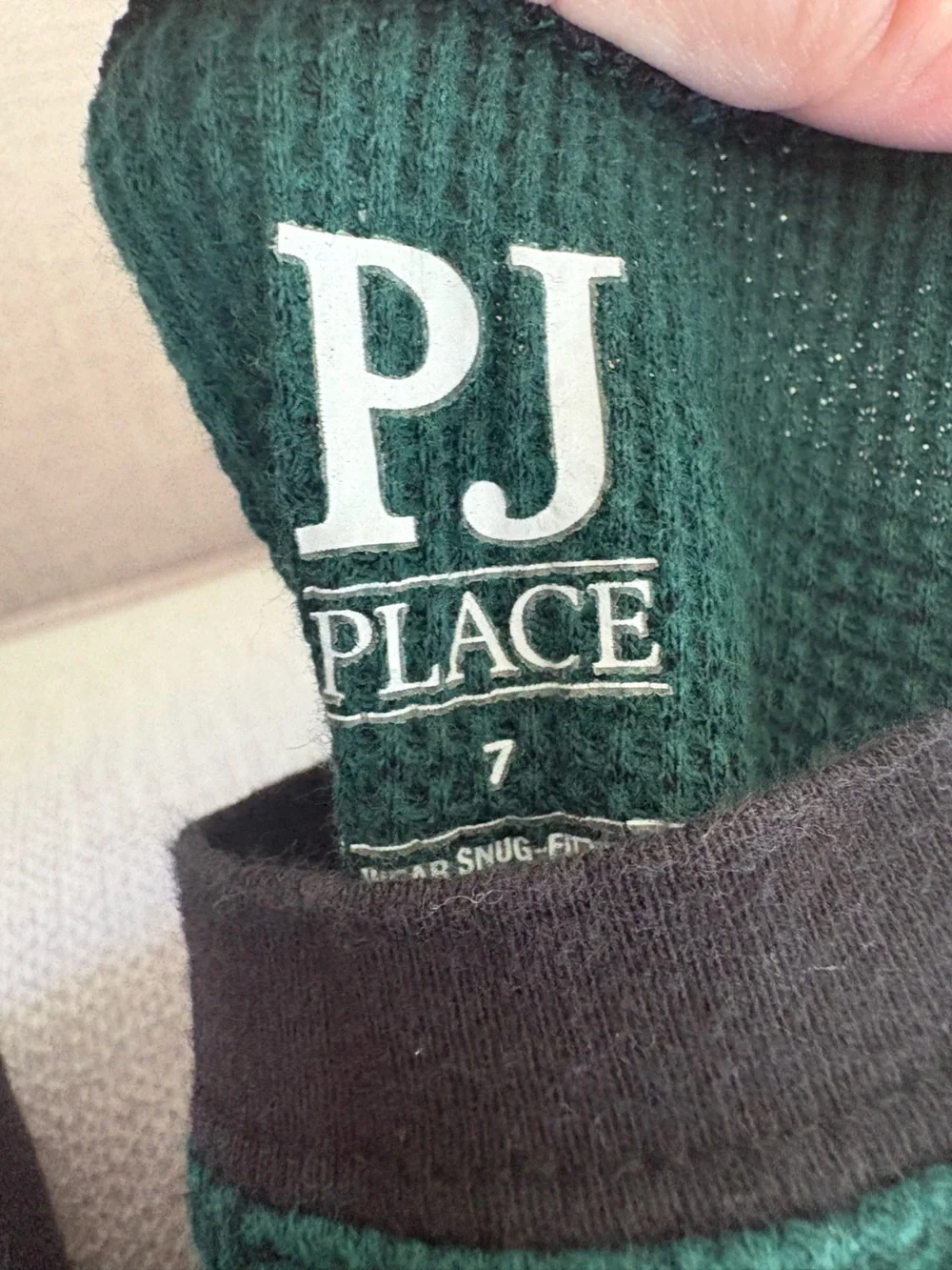The Children's Place Green and Black Plaid Kids Two-Piece Pajama Set Size 7